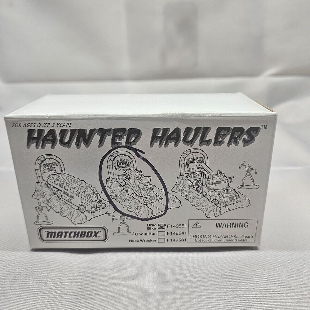 Matchbox Haunted Hauler Drac Bike 1997 New F149551 Unopened